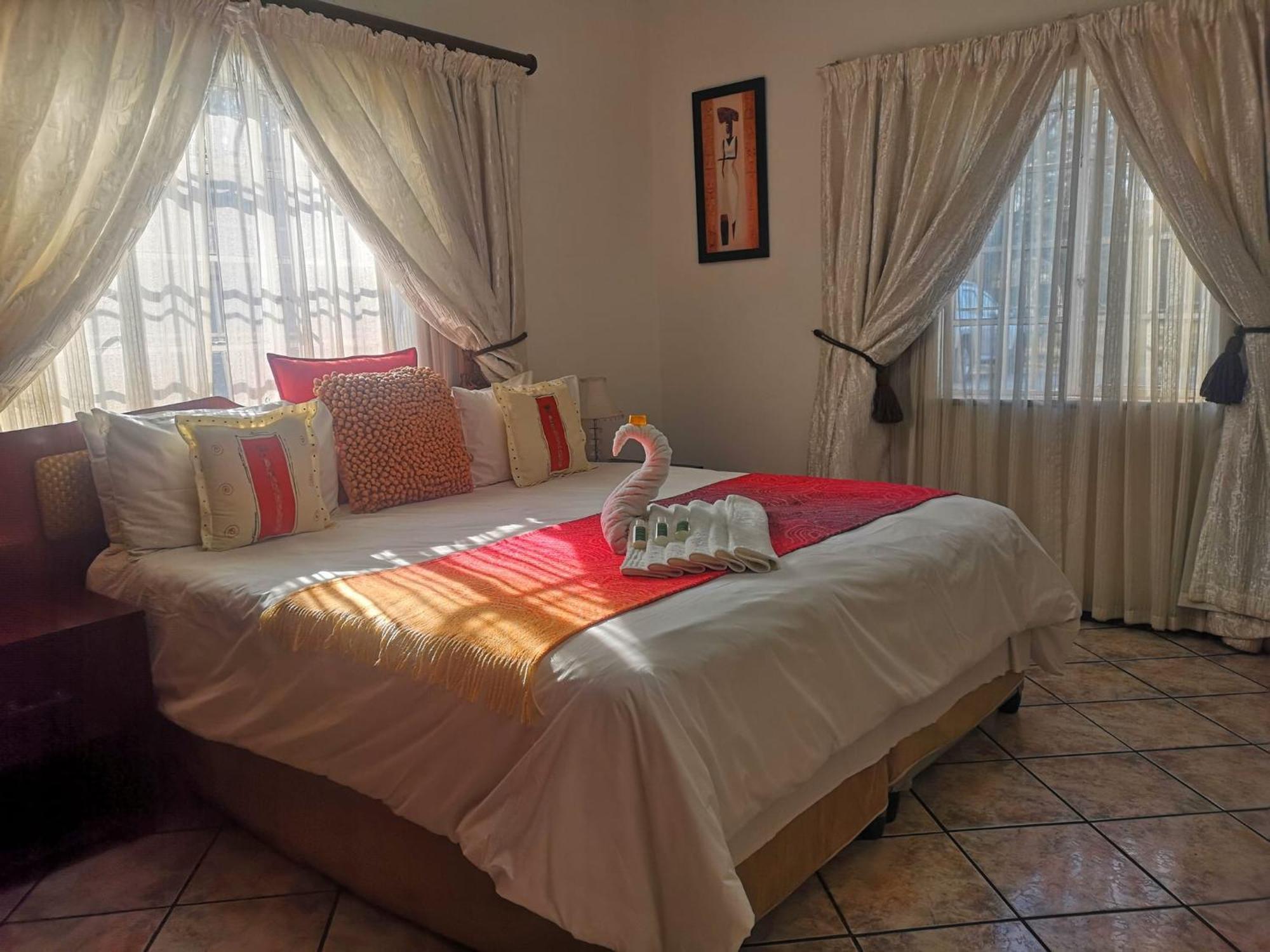 Elsjes Guesthouse Kempton Park Bagian luar foto