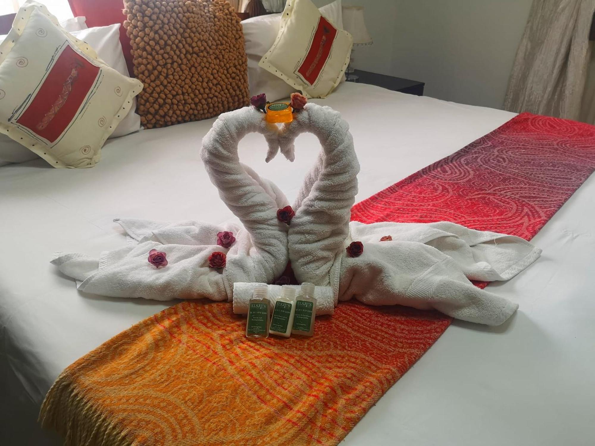 Elsjes Guesthouse Kempton Park Bagian luar foto